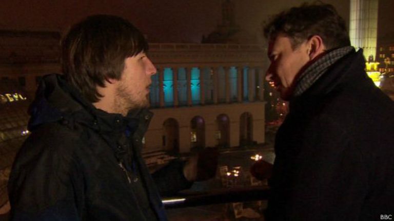 Корр. Би-би-ми и фотограф