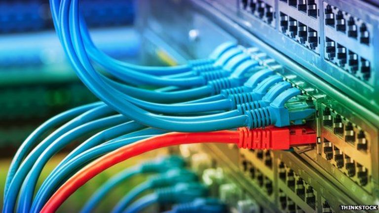 Internet está configurado para que el sistema no dependa del funcionamiento de un sólo punto, pero hay franjas que llevan gran parte del tráfico mundial.
