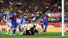 Barca wins third consecutive Copa del Rey title: Barca 3:1 Alaves 2 Neymar