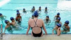 swimming lesson with young people
