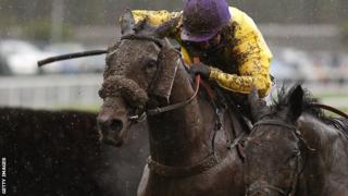 Mountainous wins Welsh National