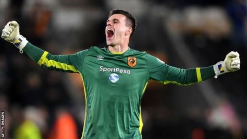 Leicester Confirm Signing of Goalkeeper Eldin Jakupovic From Hull for Undisclosed Fee Leicester Confirm Signing of Goalkeeper Eldin Jakupovic From Hull for Undisclosed Fee