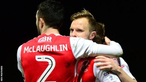 Fleetwood celebrate