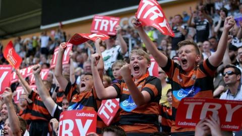 Hull FC fans celebrate
