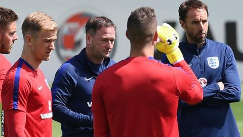 England manager Gareth Southgate (right) with keepers Jack Butland, Joe Hart and Fraser Forster
