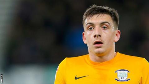 Preston striker Jordan Hugill 'hands in transfer request'