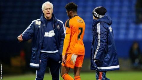 Ainsley Maitland-Niles and Mick McCarthy