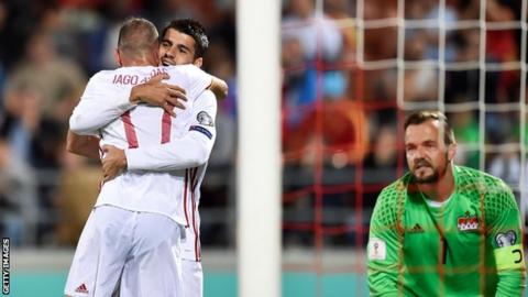 Iago Aspas and Alvaro Morata celebrate