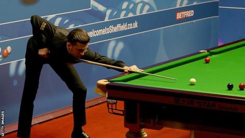 Marco Fu edges past Neil Robertson to reach World Championship quarter-finals