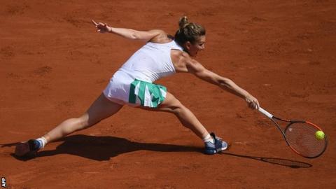 Svitolina advances to French Open quarterfinals