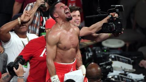 Ward's last win came against Sergey Kovalev and ensured he retired unbeaten