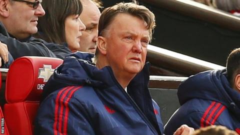 Louis van Gaal staying grounded after fourth straight Manchester United win