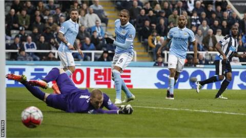 Vurnon Anita (right) scores his first goal since March 2014