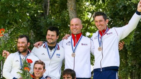 David Florence (right) and Richard Hounslow (second from right)