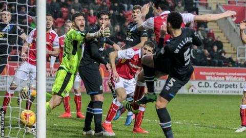 Stephen Kelly owngoal