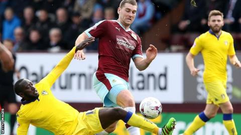 Sam Vokes in action against Leeds