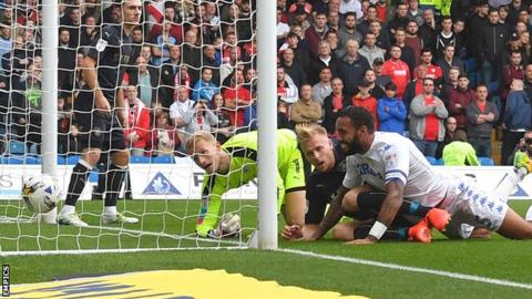 Kyle Bartley scores for Leeds