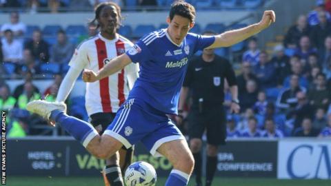Peter Whittingham scores against Brentford