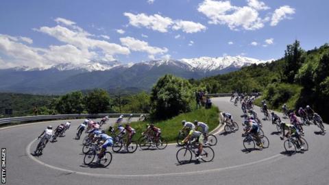 Giro d'Italia descent