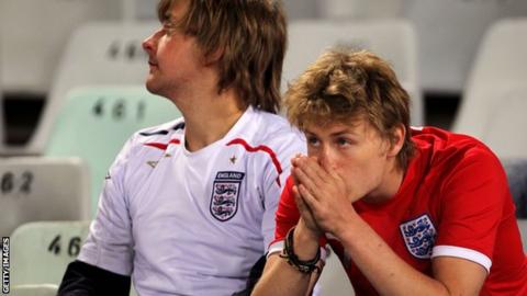 England supporters