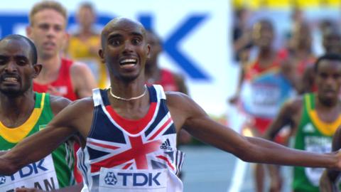 Mo Farah wins 10,000m
