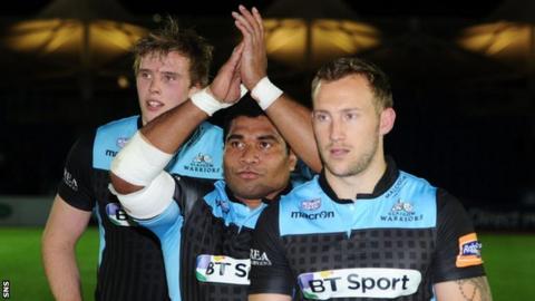 Glasgow Warriors players celebrating
