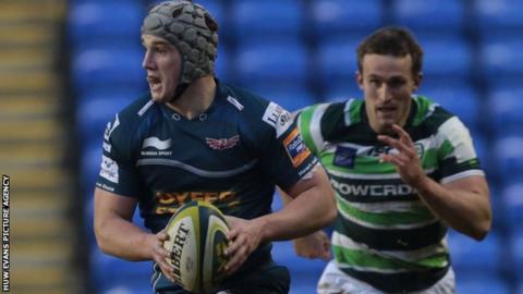 Jonathan Davies making his comeback for the Scarlets against London Irish