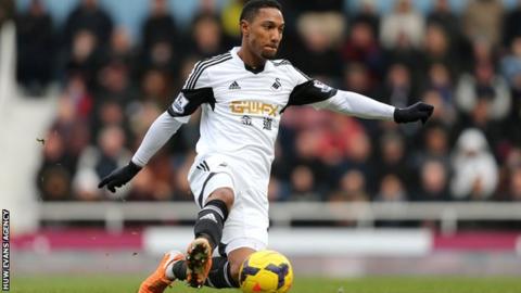 Swansea midfielder Jonathan de Guzman