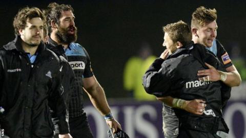 Glasgow Warriors celebrate their win