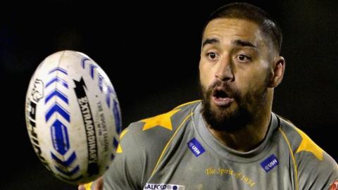 Rangi Chase kicks a dramatic golden-point drop goal as Salford Red Devils knock out last year's runners up Hull FC in the fourth round of the Challenge Cup.