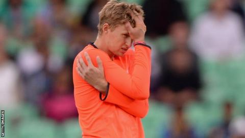England's Joe Root v Sri Lanka