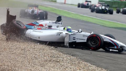 Williams' Felipe Massa flips in Hockenheim
