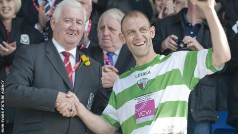 Steve Evans