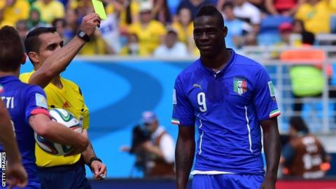 Mario Balotelli (right)