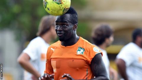 Cheick Tiote in training for Ivory Coast