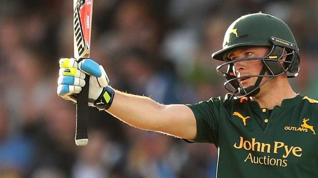Greg Smith: Nottinghamshire's former Leicestershire batsman retires
