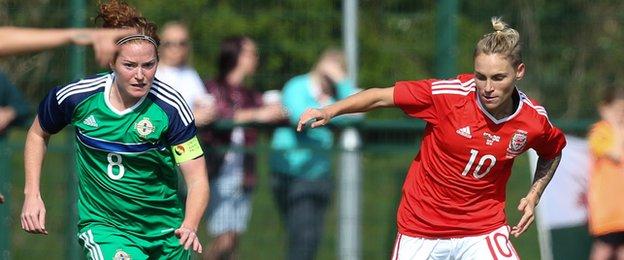 Jess Fishlock in action for Wales against Northern Ireland