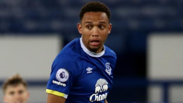 Brendan Galloway: Sunderland sign Everton defender on season-long deal