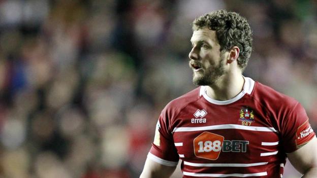 Sean O'Loughlin: Wigan Warriors captain to play 400th game for club