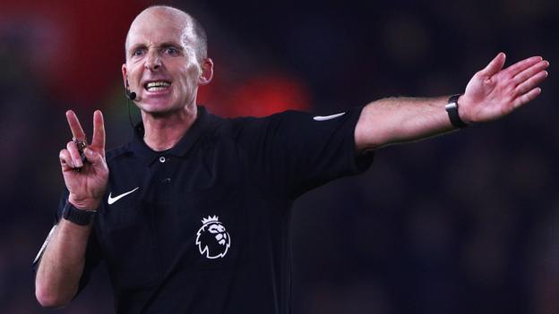 'Referee Dean comes across as arrogant but remains one of the best'