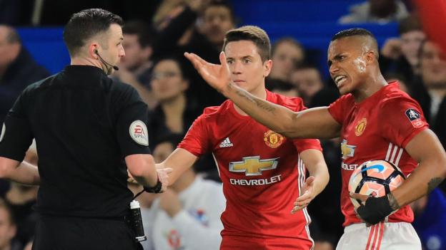 FA Cup: Manchester United's Ander Herrera sent off after second yellow card
