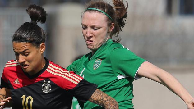 Louise Quinn: Notts County Ladies sign Republic of Ireland defender