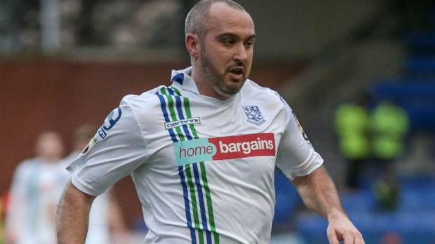 Gary Taylor-Fletcher: Accrington Stanley forward signs contract until January