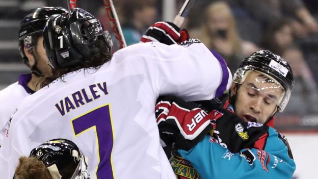 Elite League: Belfast Giants defeat Manchester Storm 5-2