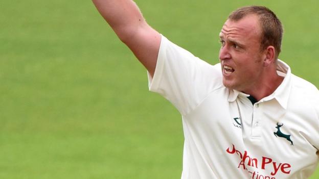 Nottinghamshire v Leicestershire: Division Two leaders win by an innings