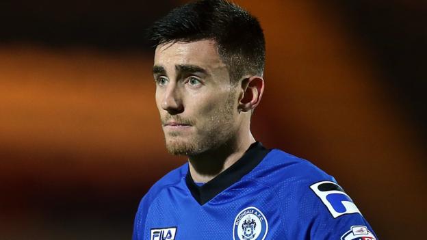 Matty Lund: Burton Albion to sign Northern Ireland midfielder from Rochdale