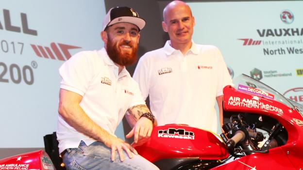 North West 200 2017: Ryan Farquhar to back Lee Johnston in Supertwins class