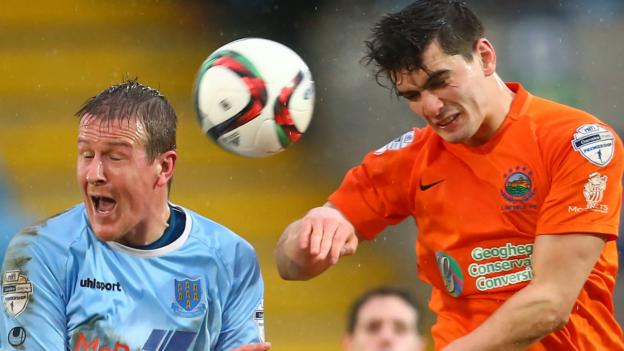 Ballymena Utd - Carrick Rangers | Ver En TiroLibreTV 4