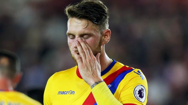 Connor Wickham: Crystal Palace forward to have knee surgery