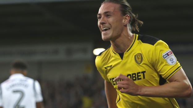 Burton beat Derby in neighbours' first competitive meeting